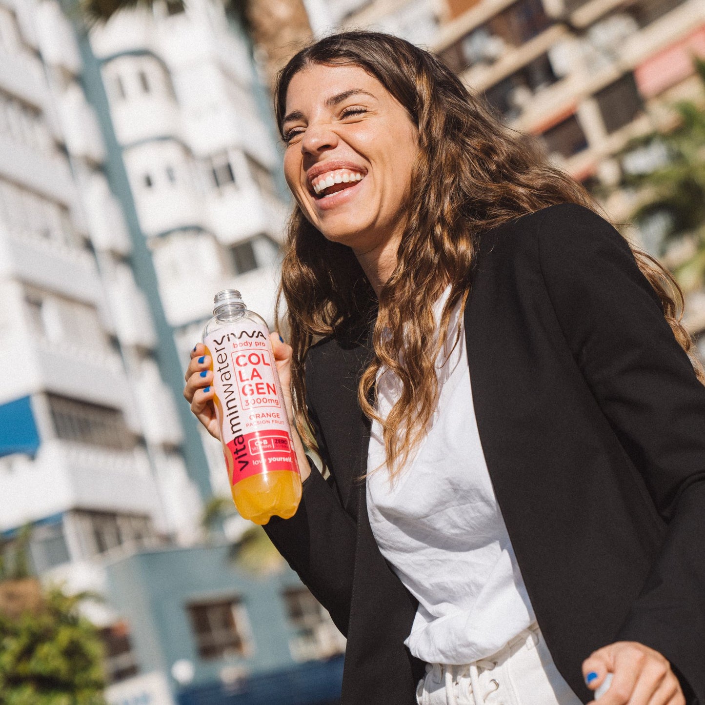 Viwa VitaminWater Body Pro - Bebida Refrescante Cero Azúcar con Colágeno y Vitaminas C y B. Sabor Naranja y Fruta de la Pasión - 600ml, Pack de 12